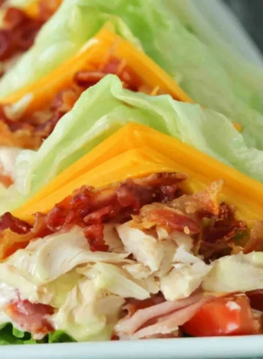 Keto Chicken Sandwich with fresh ingredients and low-carb options